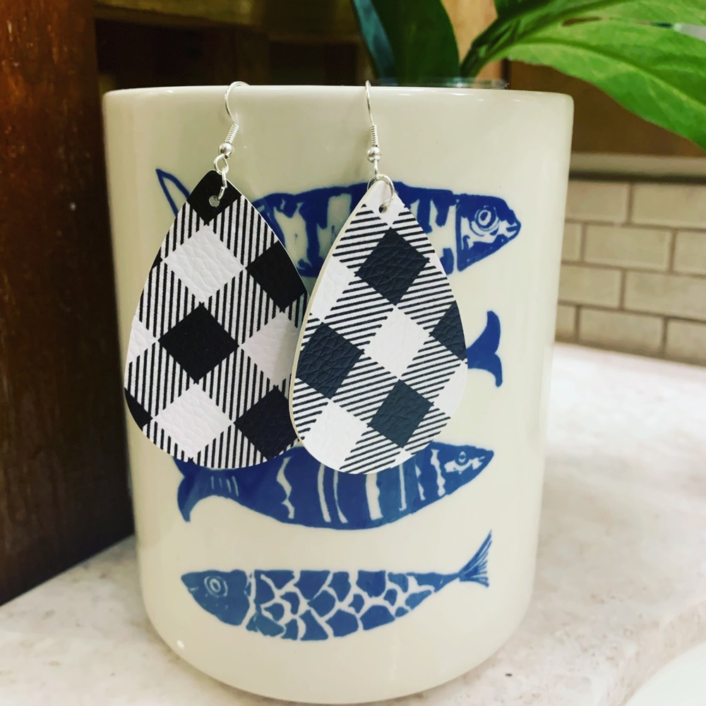 Super Cute New White and Black Checkered Faux Leather Earrings